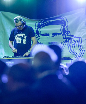 out festival dj set